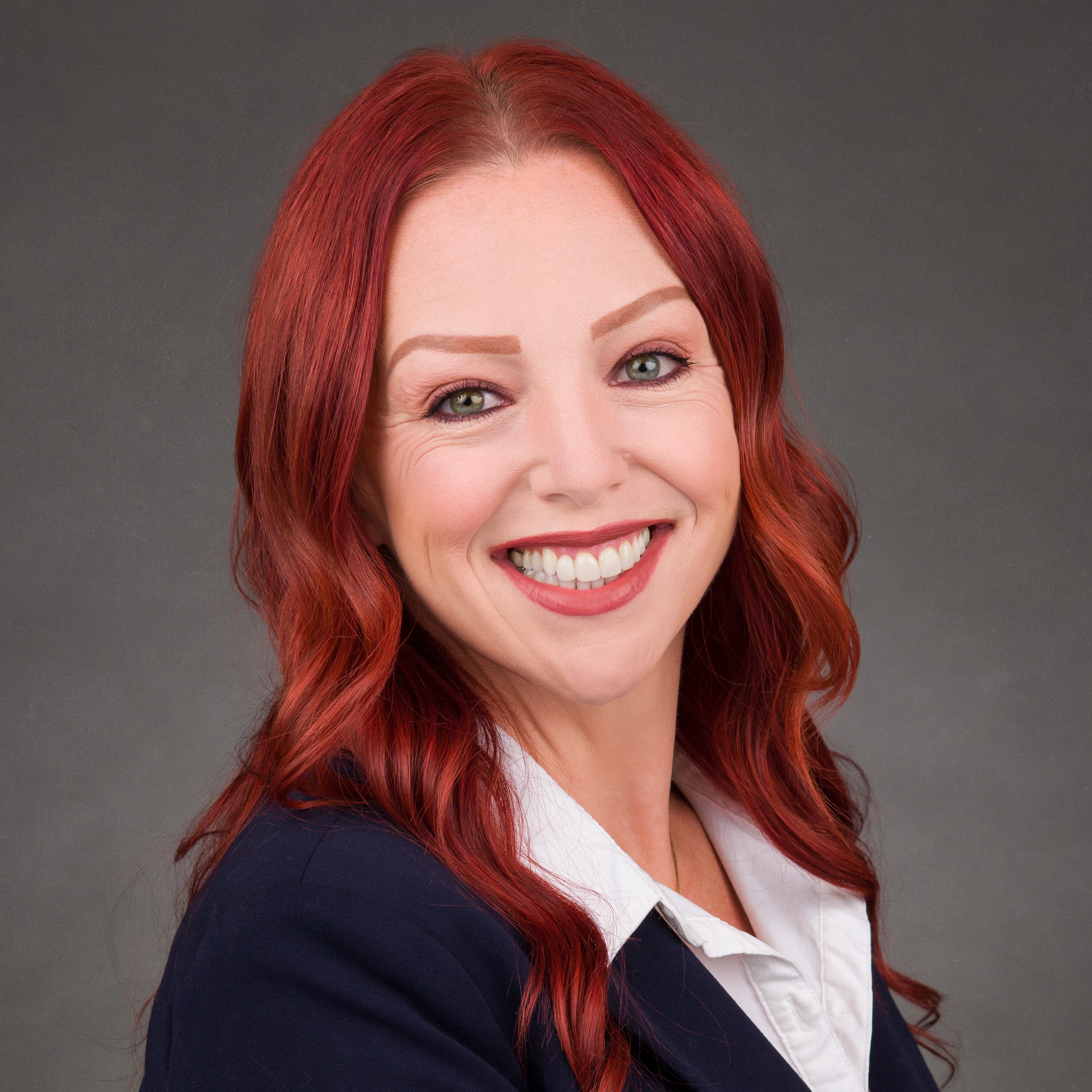 Christina Hampton headshot